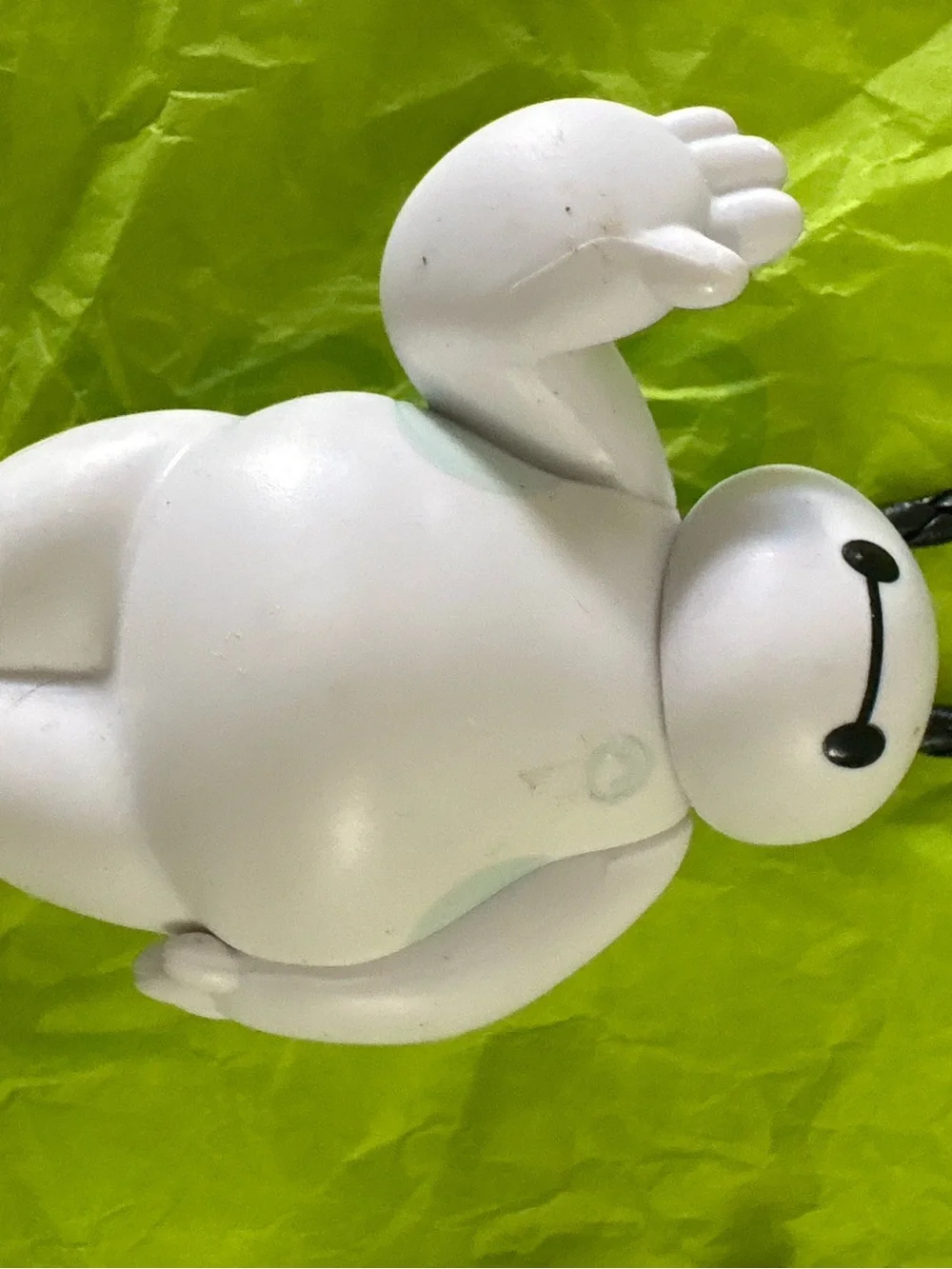 White Baymax Soft Vinyl Figure Keychain - Cute Robot Character Bolo Tie